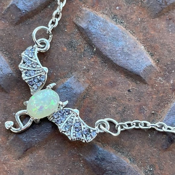 Jewelry - Women Necklace BAT Silver Tone Chain Multi Color Faux Stone Fashion Jewelry